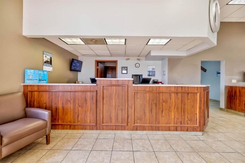 Motel 6 Effingham, IL image 9